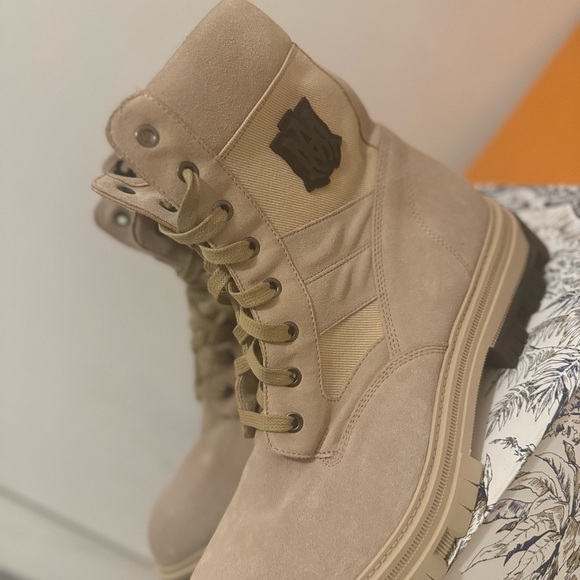 AMIRI
Military Combat Boot - Picture 4 of 6